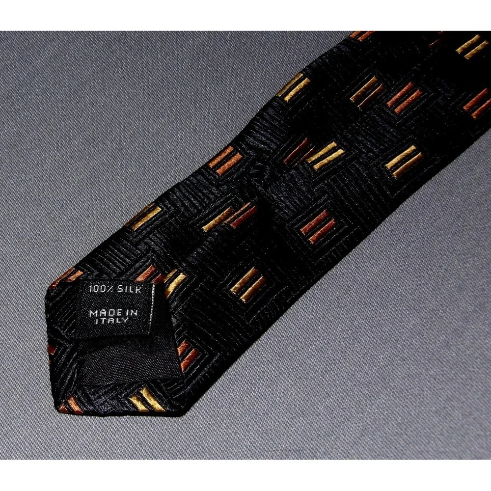 NEW! Jos. A. Bank 100% Silk Made in Italy Black Geometric Neck Tie NWT!